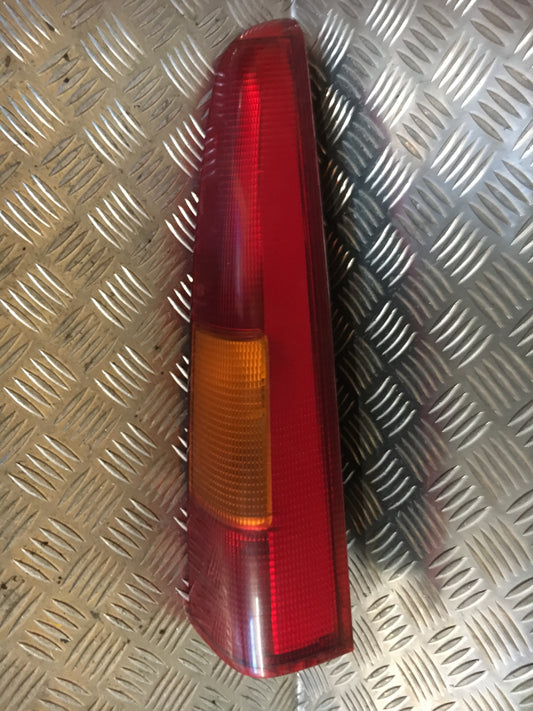 Volvo 850 Baglygte Med OEM Nr. Ophugger Fra Volvo Ophugger
