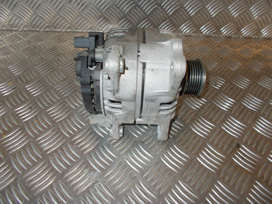 Skoda Fabia Generator Med OEM Nr. 282990 Fra Skoda Ophugger