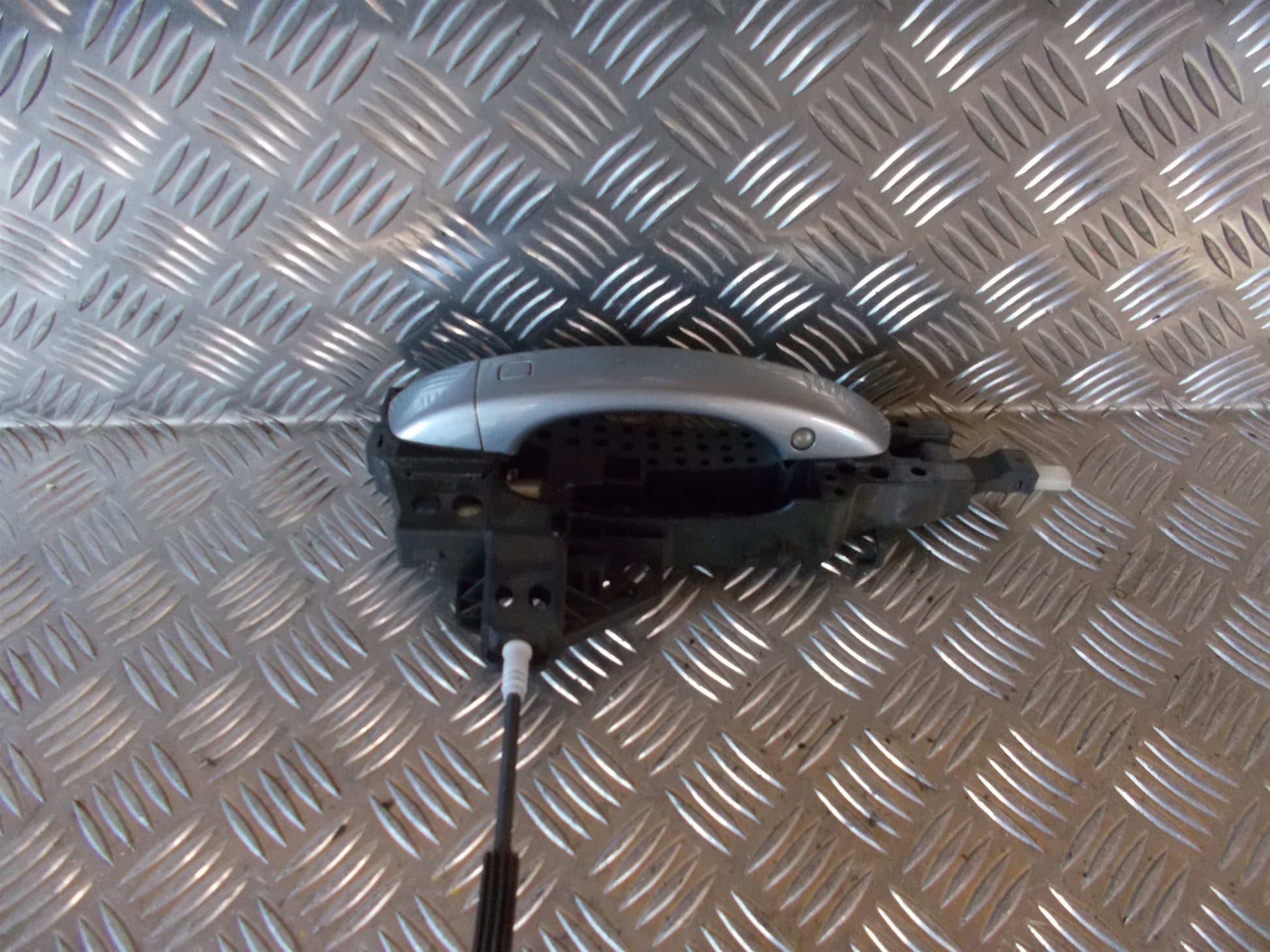 Audi Q3 8U Håndtag Udvendig Med OEM Nr. 4H0837886 Fra Audi Ophugger