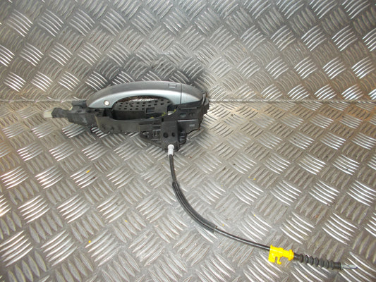 Audi Q3 8U Håndtag Udvendig Med OEM Nr. 4H0837885 Fra Audi Ophugger