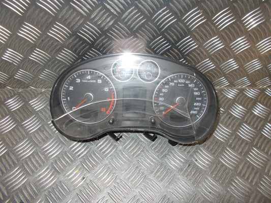 Audi A3 8P Speedometer - Instrument Med OEM Nr. 8P0920931T Fra Audi Ophugger