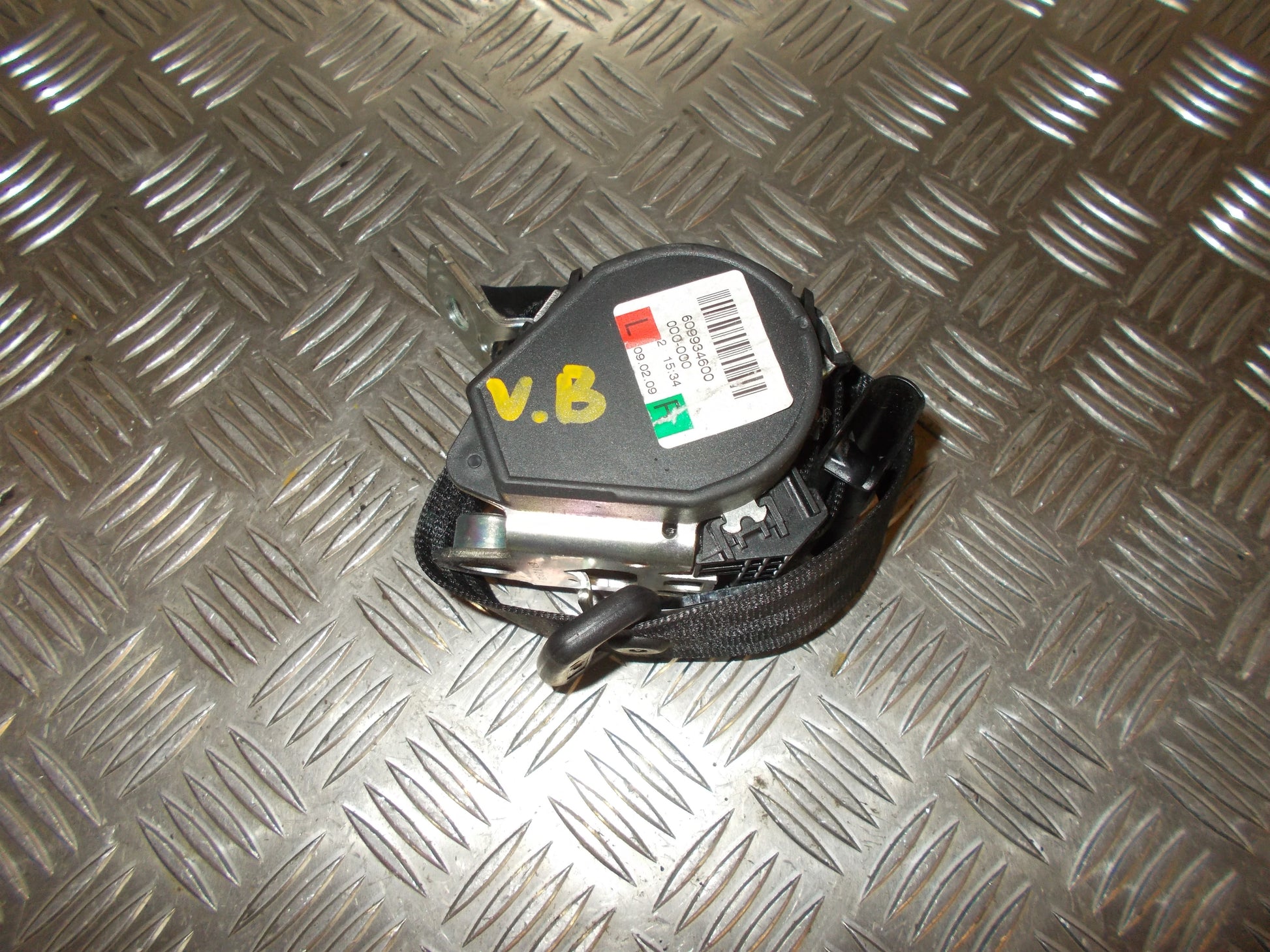 Audi A3 8P Sikkerhedsseler Bag Med OEM Nr. 8P7857805 Fra Audi Ophugger