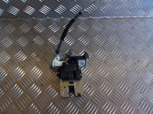 Audi A3 8P Dørlås Med OEM Nr. 8K9827505 Fra Audi Ophugger
