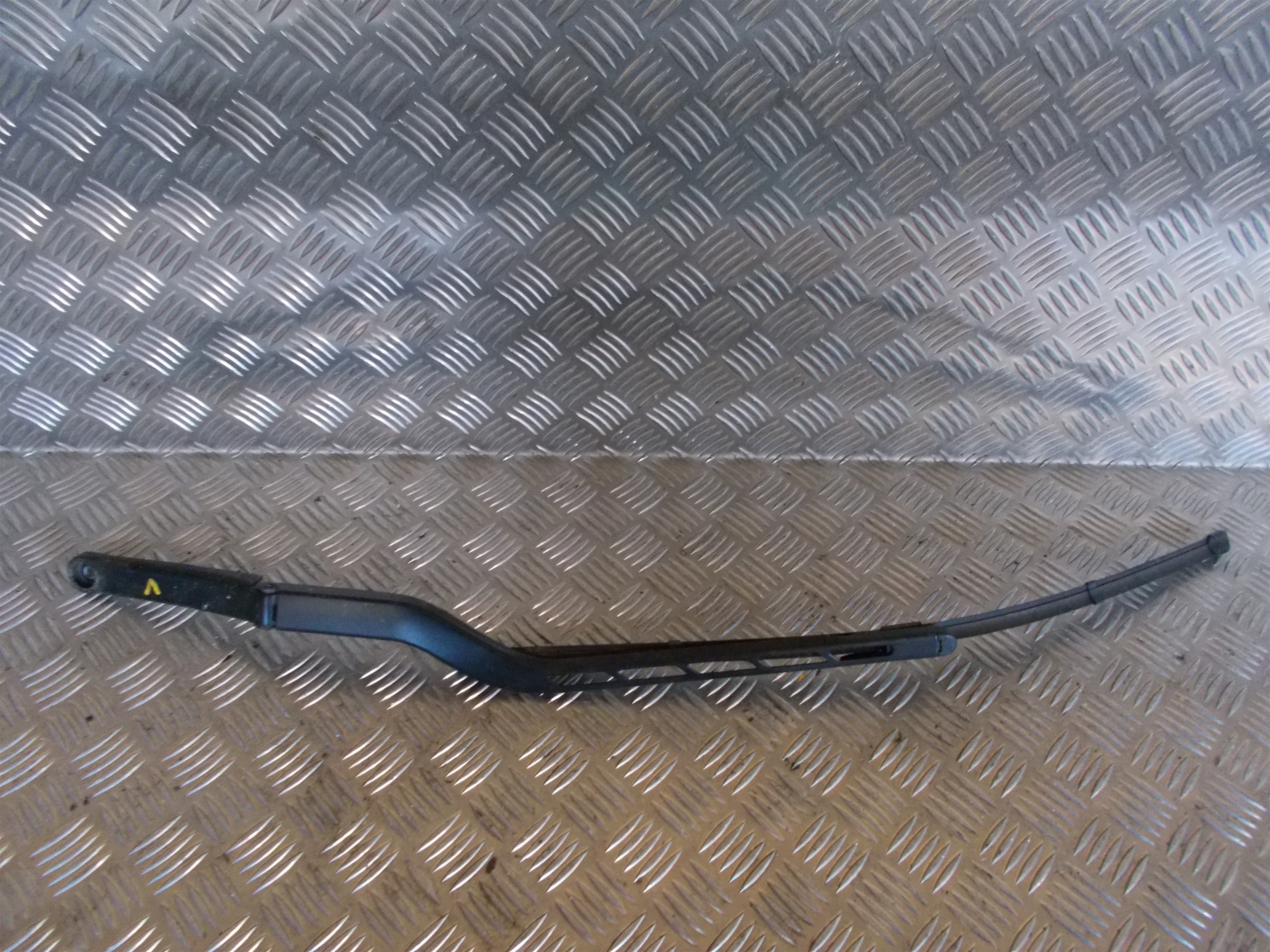 Audi A3 Viskerarm Med OEM Nr. 8P1955407A Fra Audi Ophugger