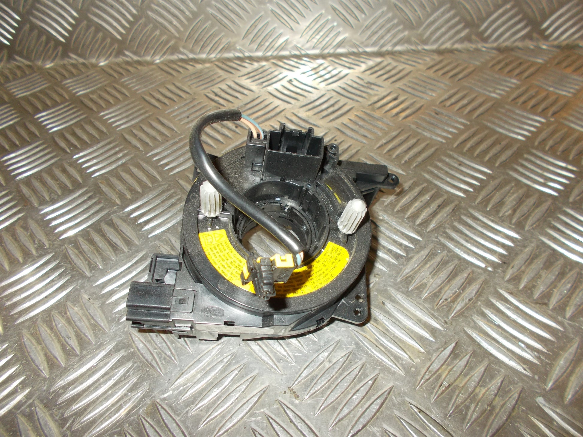 Ford Mondeo 4 Airbag Stelring Med OEM Nr. 6G9T14A664BE Fra Ford Ophugger