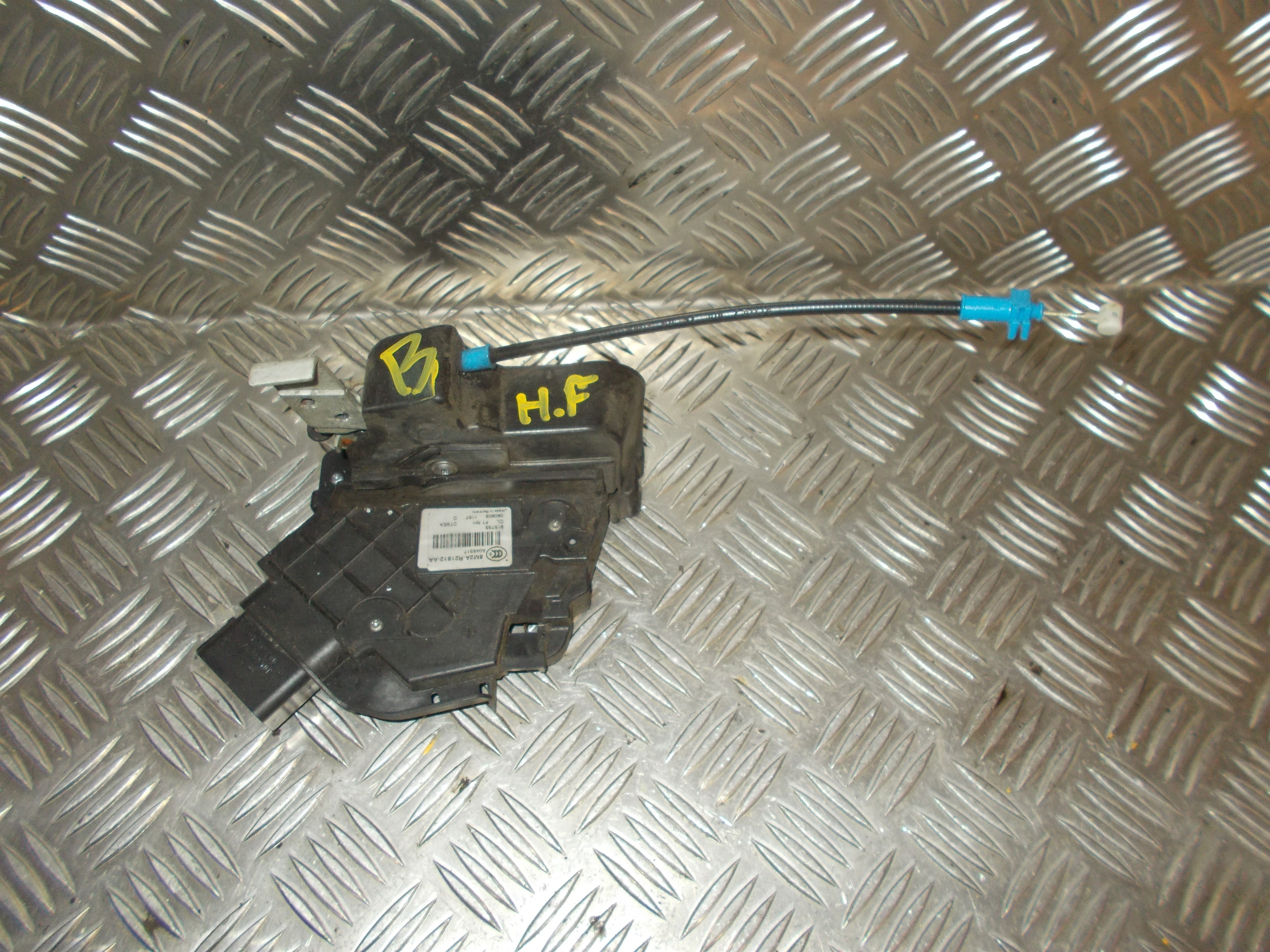 Ford Mondeo 4 Dørlås Med OEM Nr. 5M2AR21812AA Fra Ford Ophugger