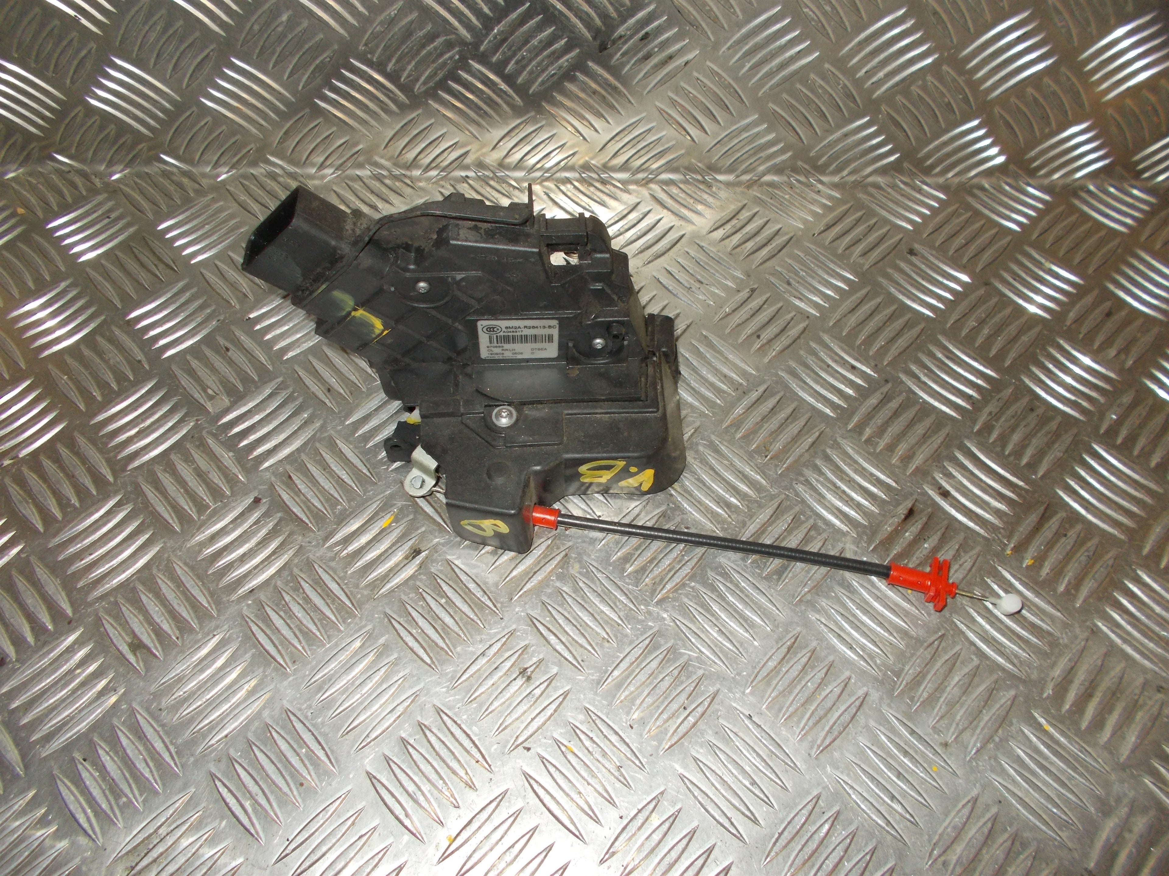 Ford Mondeo 4 Dørlås Med OEM Nr. 5M2AR26413BC Fra Ford Ophugger