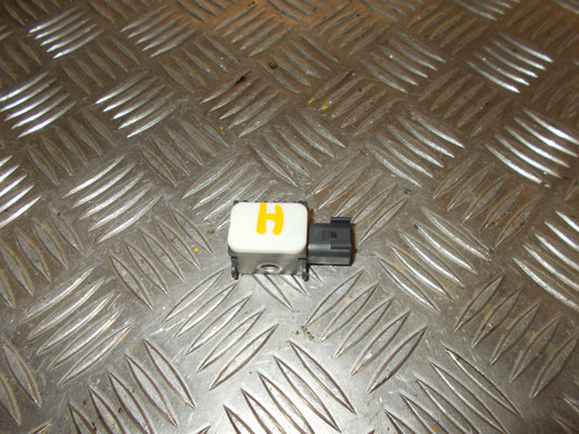 Ford Mondeo 4 Airbag Føler Med OEM Nr. 3M5T14B342AB Fra Ford Ophugger