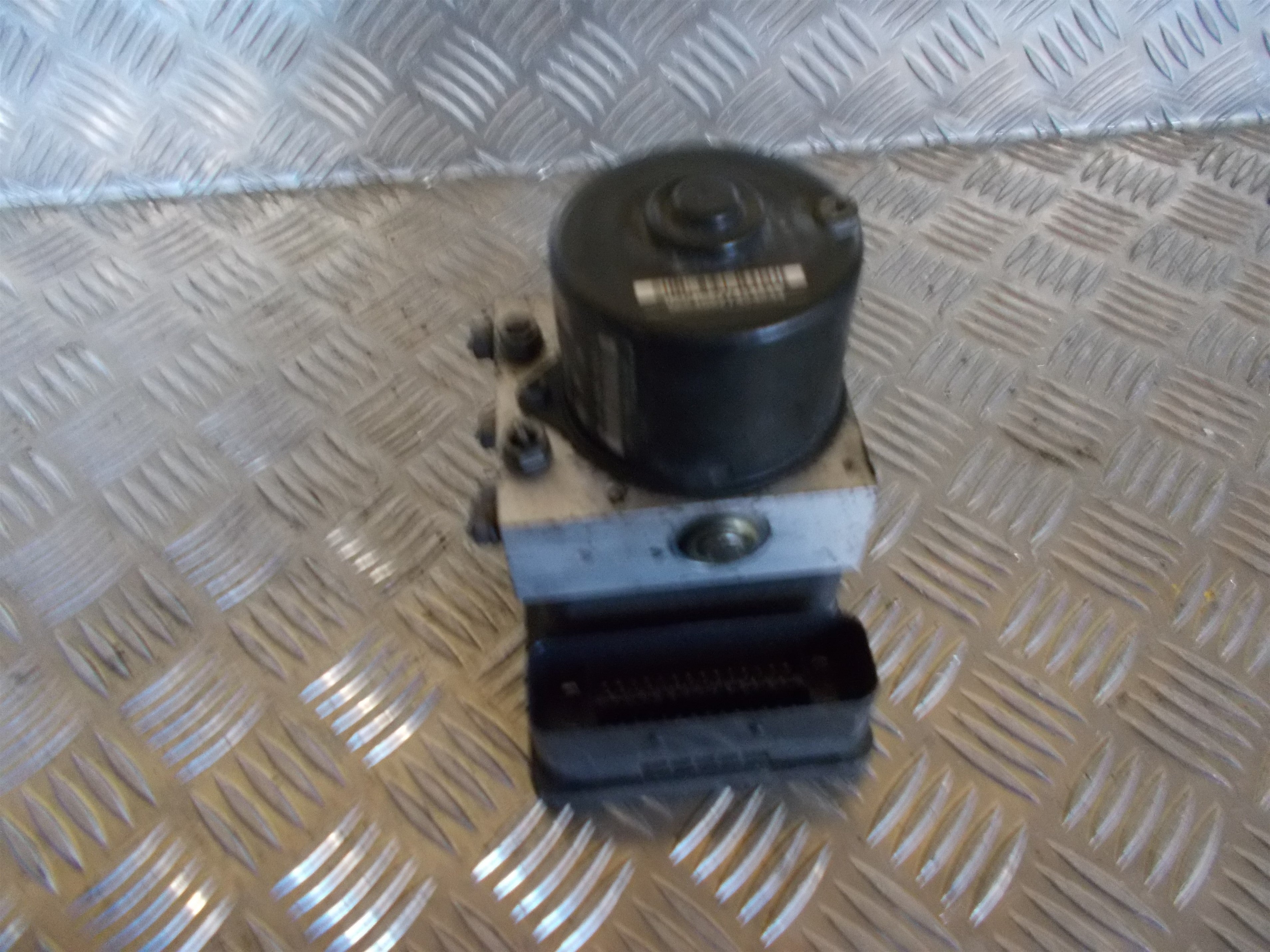 Skoda Octavia ABS Pumpe Med OEM Nr. 1K0907379K Fra Skoda Ophugger