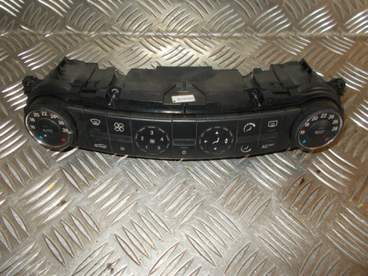 Mercedes E W211 Varmeregulering Med OEM Nr. Ophugger Fra Mercedes Ophugger