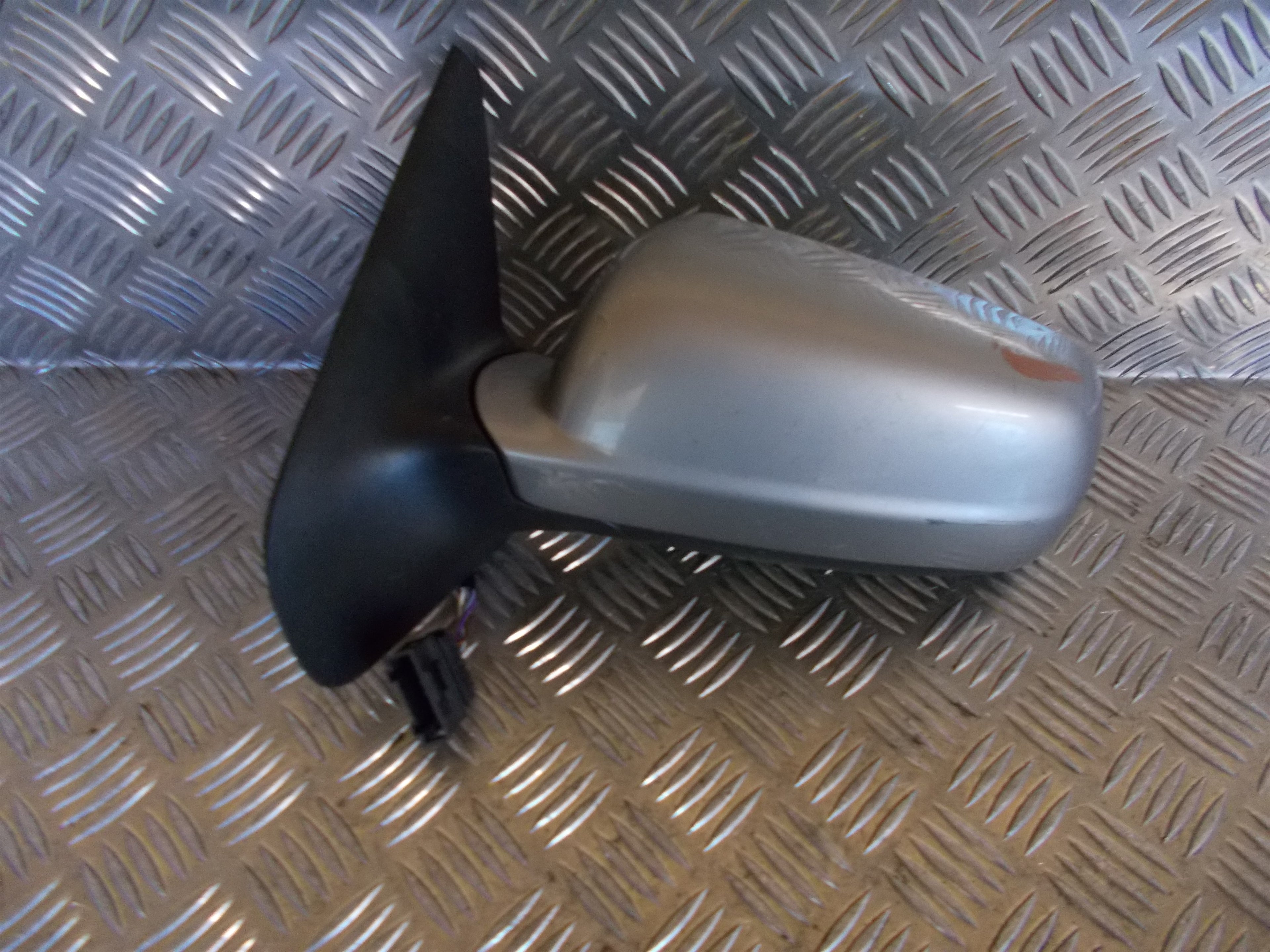 VW Golf 4 1J Sidespejl Med OEM Nr. 1J1857507D Fra VW Ophugger