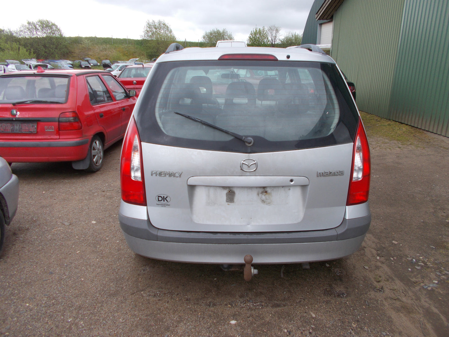 Mazda Premacy Pluk-Selv-Bil Med OEM Nr. Ophugger Fra Mazda Ophugger