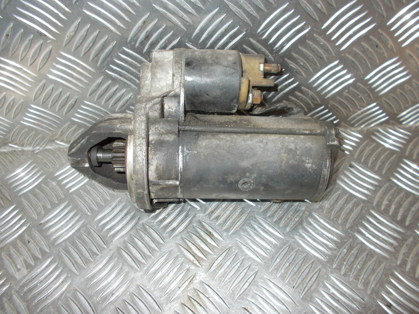 Mercedes E W210 Starter Med OEM Nr. A005151130180 Fra Mercedes Ophugger