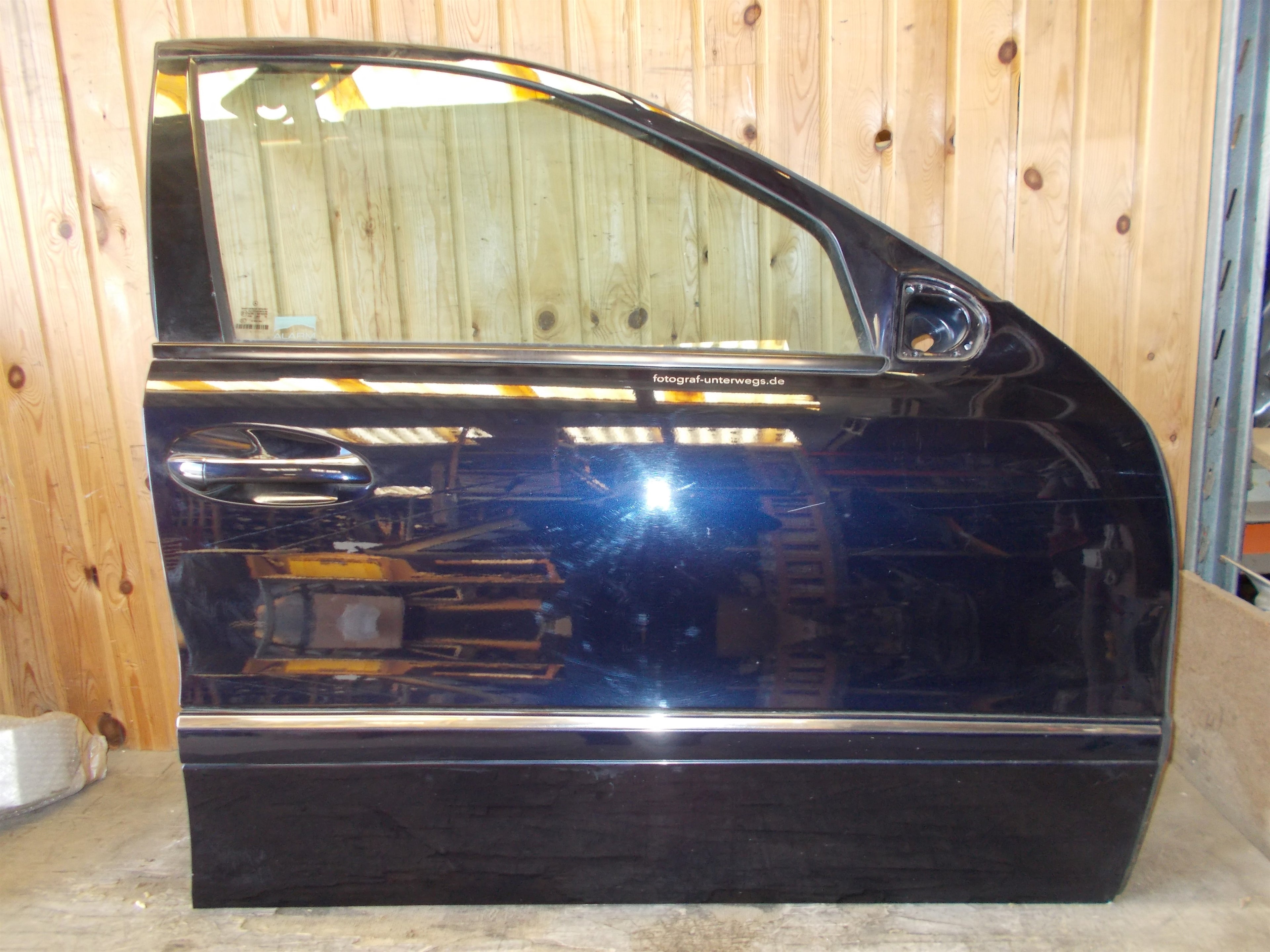 Mercedes E W211 Fordør H Med OEM Nr. 2117201405 Fra Mercedes Ophugger