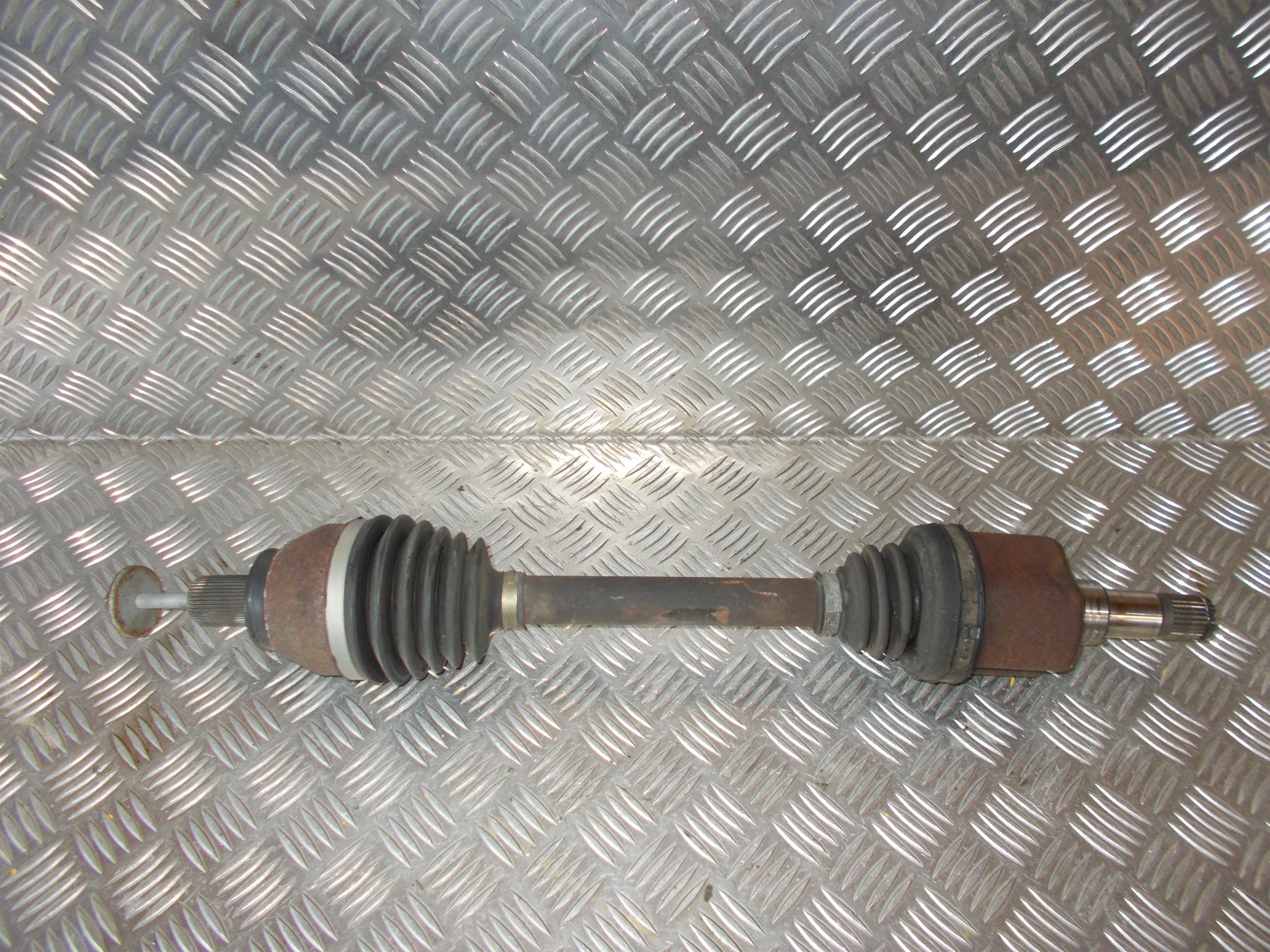 Ford Mondeo 4 Trækaksel For V Med OEM Nr. 6G913B437BF Fra Ford Ophugger