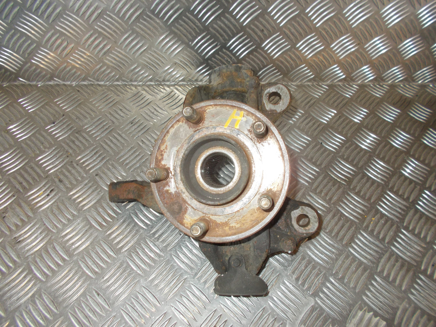 Ford Mondeo 4 Spindel For H Med OEM Nr. 6G913K170AAD Fra Ford Ophugger
