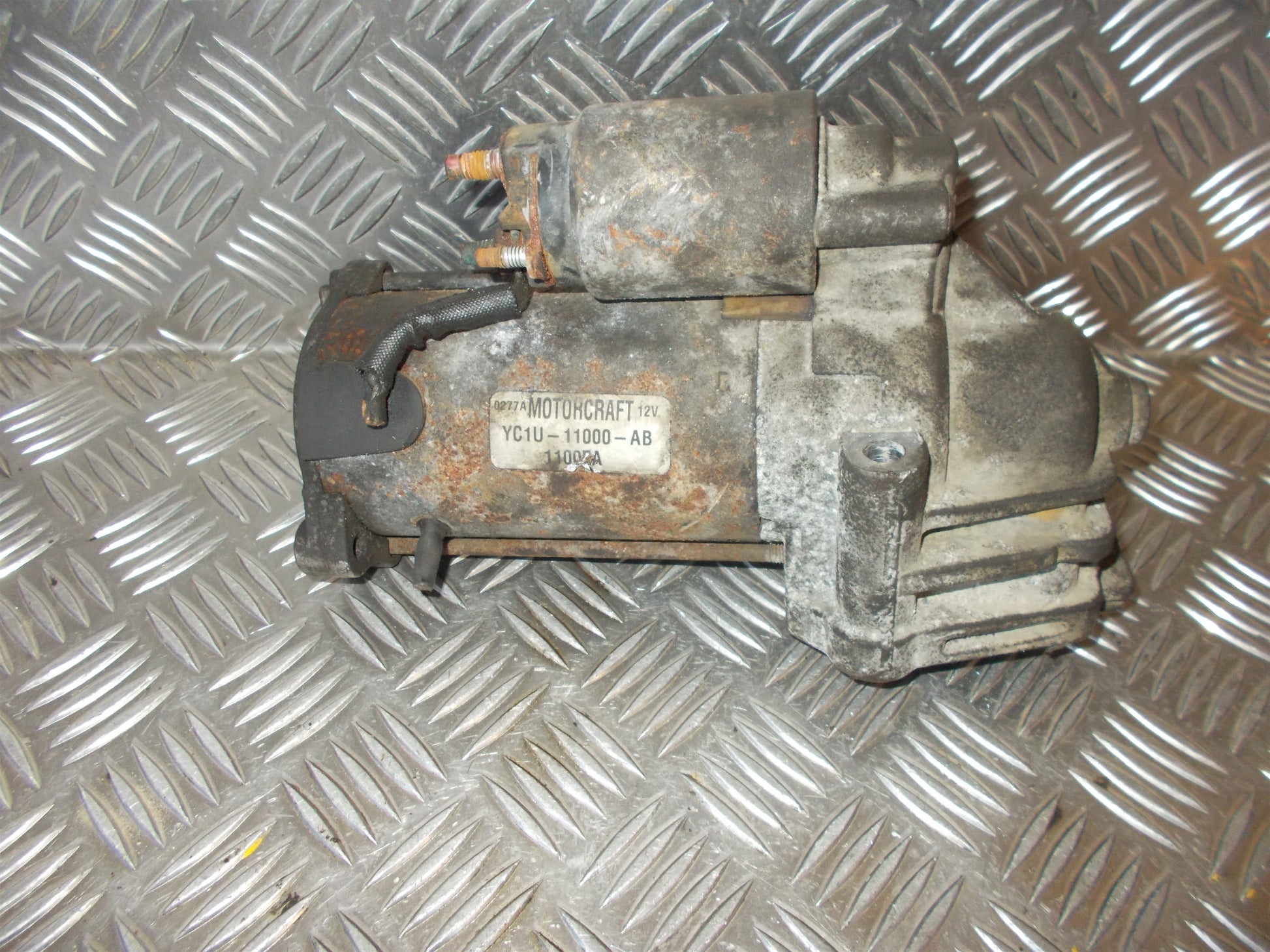 Ford Transit Baghj Starter Med OEM Nr. YC1U11000AB Fra Ford Ophugger
