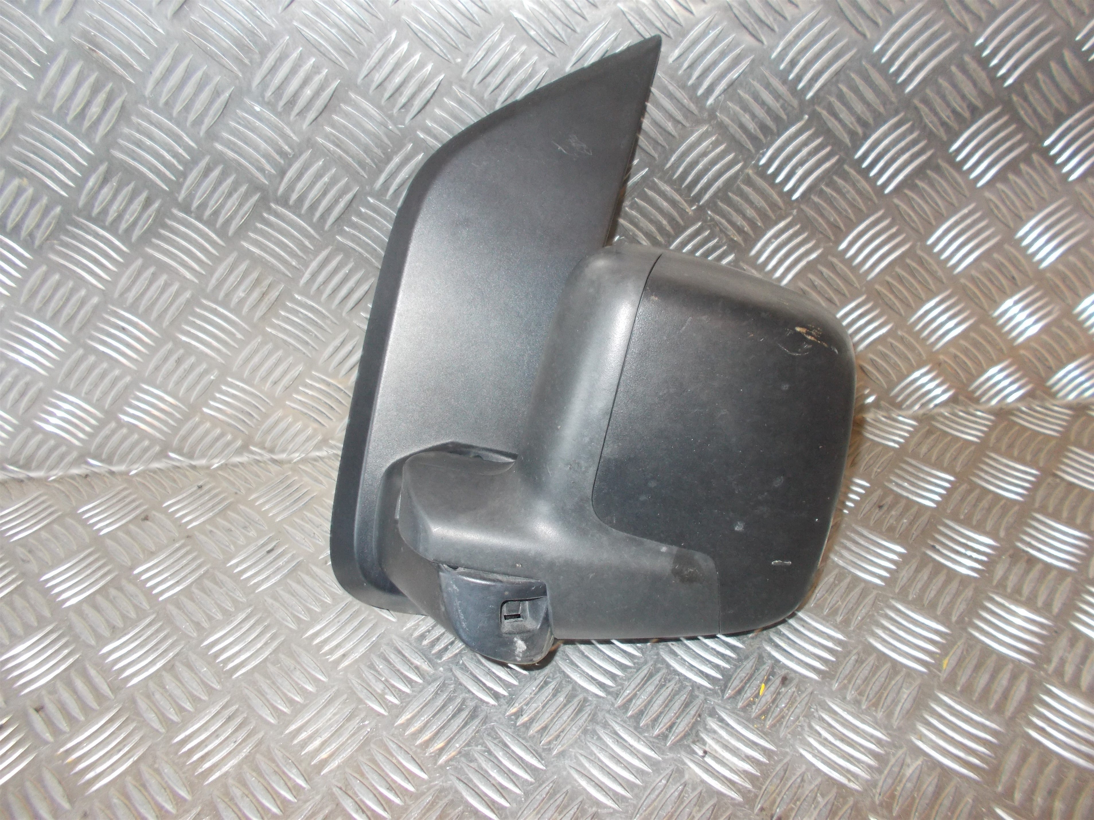 Peugeot Bipper Sidespejl Med OEM Nr. 8153VJ Fra Peugeot Ophugger