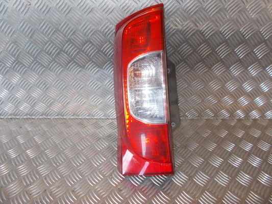 Peugeot Bipper Baglygte Med OEM Nr. 6350EV Fra Peugeot Ophugger