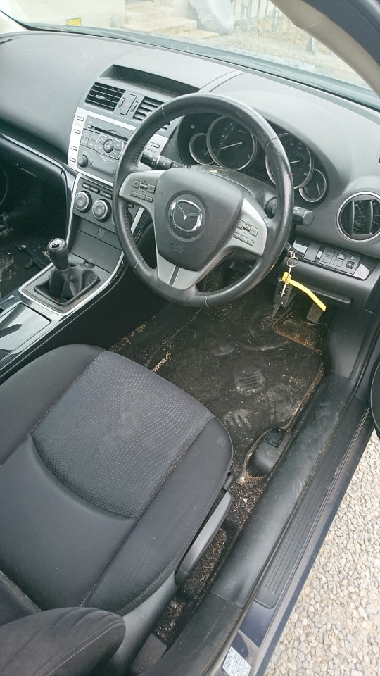 Mazda 6 Gh Pluk-Selv-Bil Med OEM Nr. Ophugger Fra Mazda Ophugger