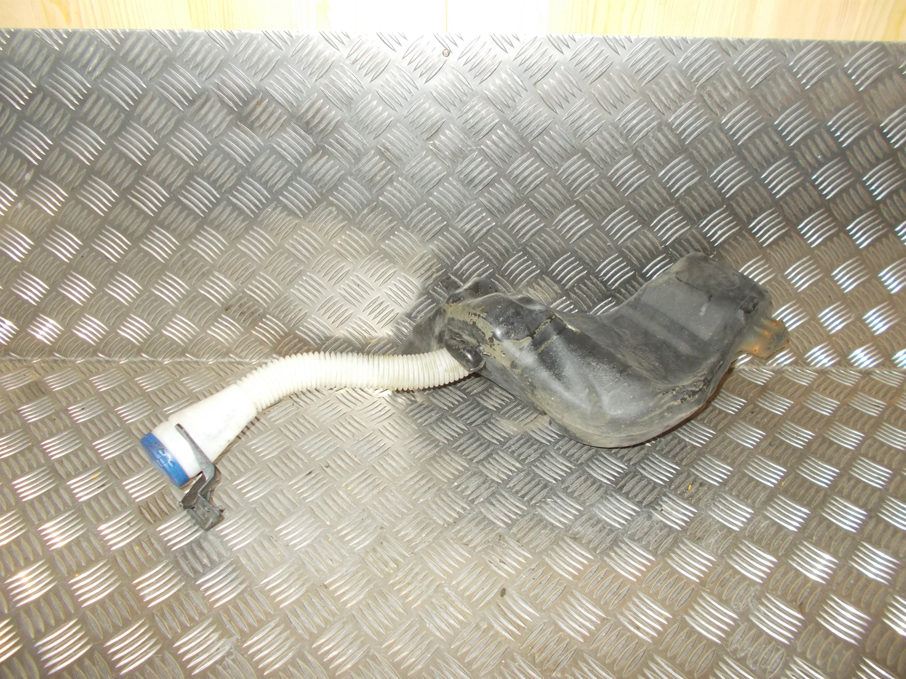Citroen C4 Sprinkler M/Motor Med OEM Nr. 6431F8 Fra Citroen Ophugger