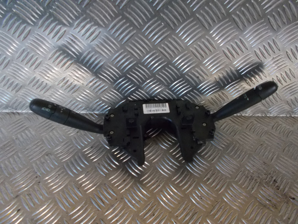 Citroen C4 Kontakt Combi Med OEM Nr. 6242HJ Fra Citroen Ophugger