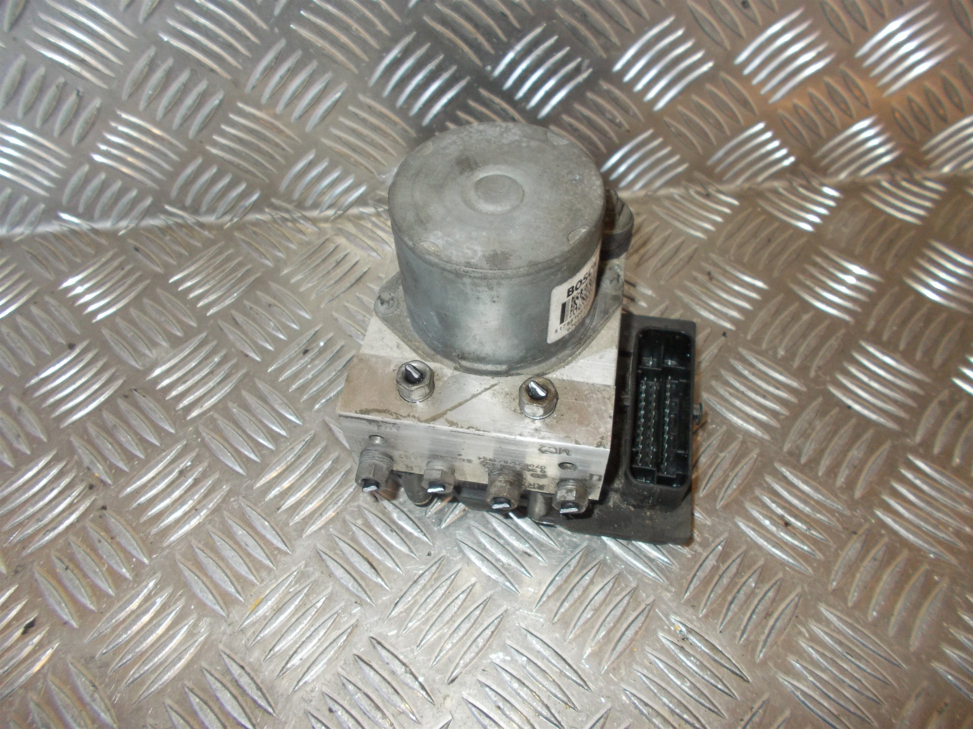 Fiat Grande Punto Abs Pumpe Med OEM Nr. 0265235432 Fra Fiat Ophugger