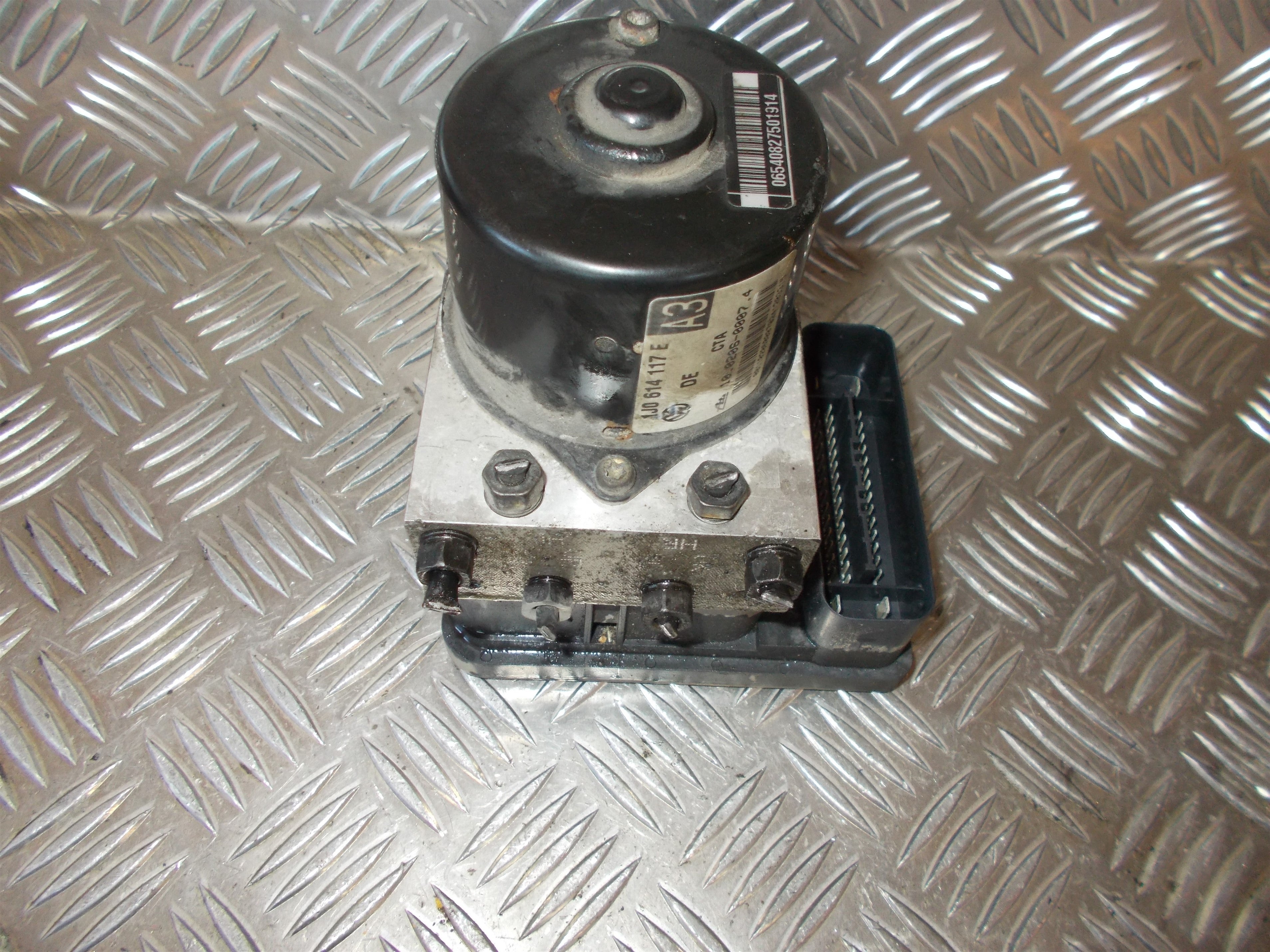 VW Golf 4 1J ABS Pumpe Med OEM Nr. 1C0979379C Fra VW Ophugger