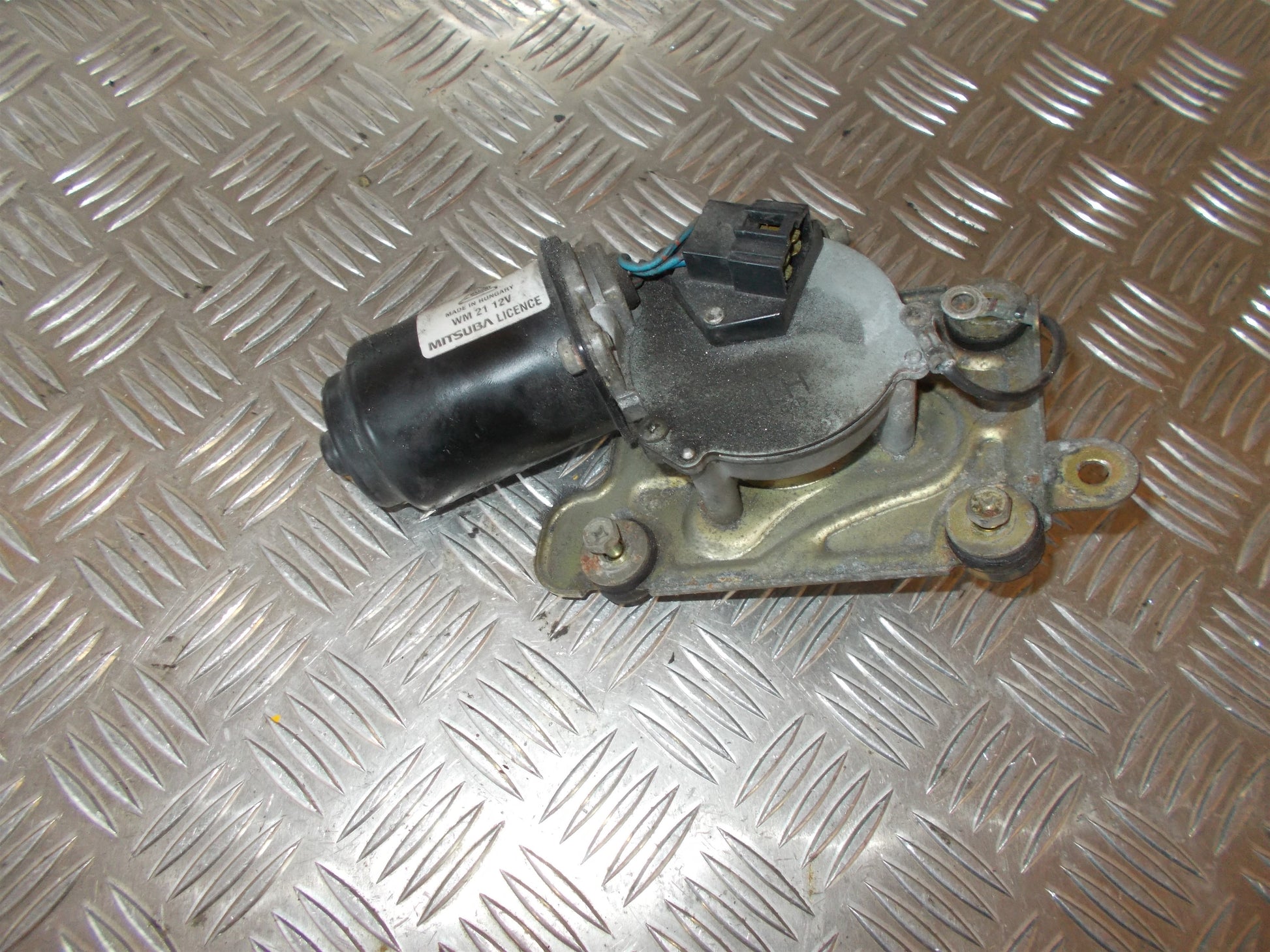 Opel Agila A Viskermotor Med OEM Nr. Ophugger Fra Opel Ophugger