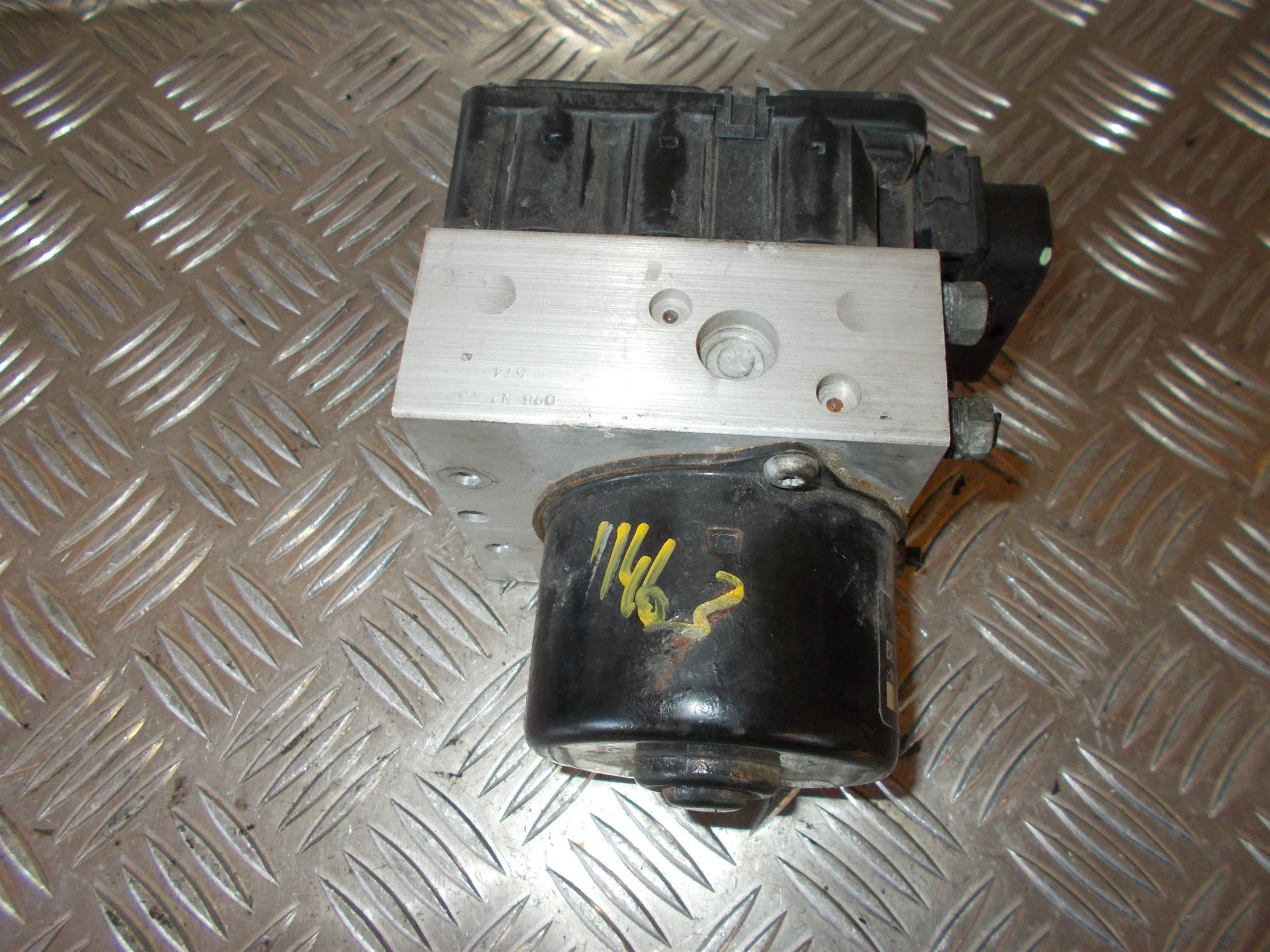 Peugeot 206 Abs Pumpe Med OEM Nr. 454143 Fra Peugeot Ophugger
