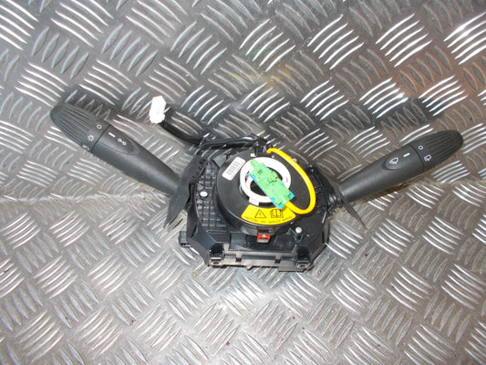 Fiat Punto II Kontakt Combi Med OEM Nr. Ophugger Fra Fiat Ophugger