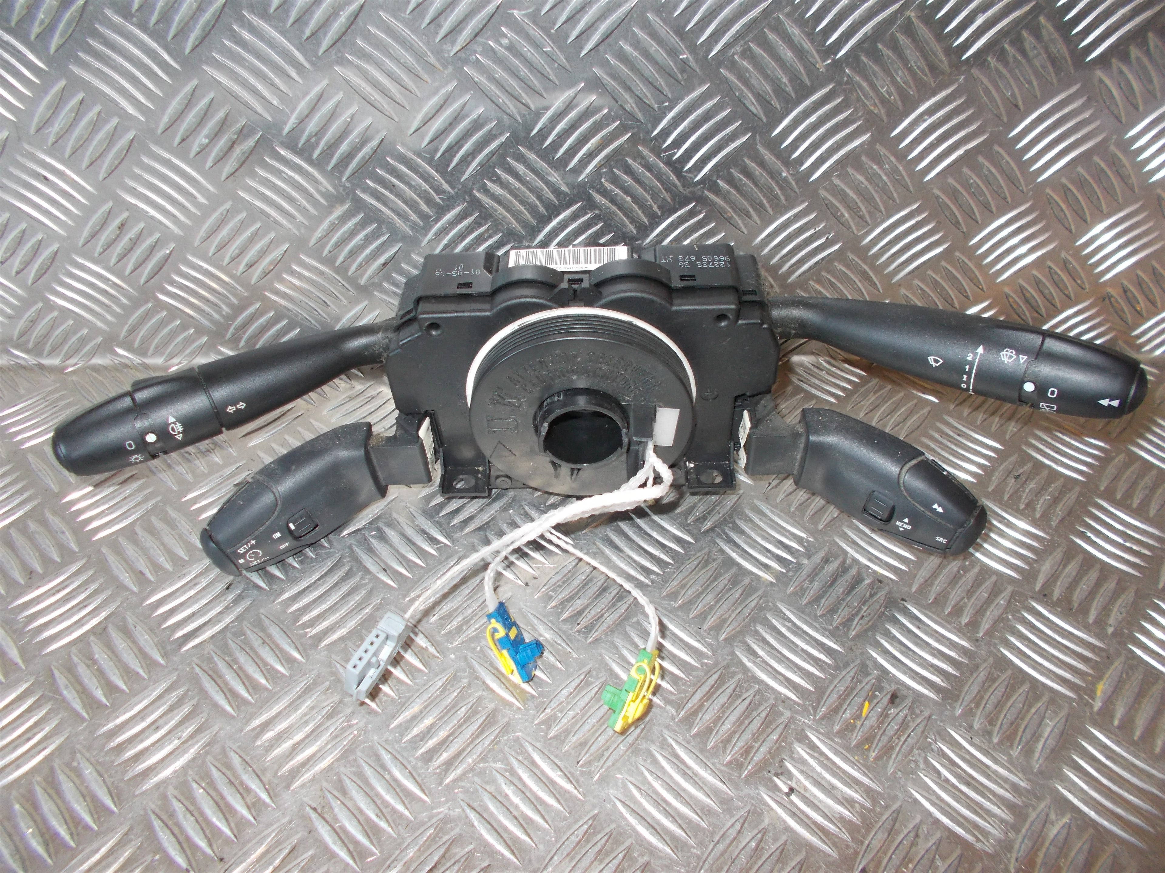Peugeot 307 Kontakt Combi Med OEM Nr. 624272 Fra Peugeot Ophugger