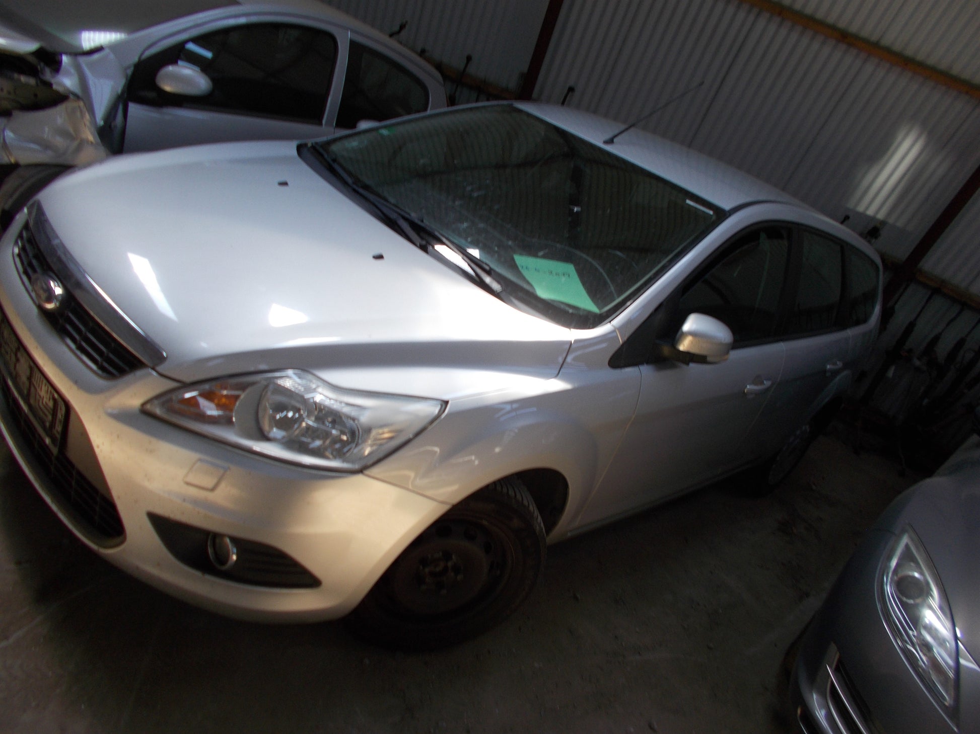 Ford Focus Pluk-Selv-Bil Med OEM Nr. Ophugger Fra Ford Ophugger
