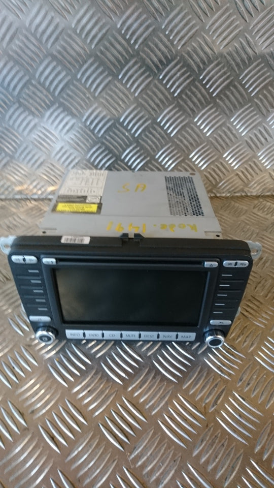 VW Golf 5 1K Radio M/Cd Med OEM Nr. 1K0035198C Fra VW Ophugger