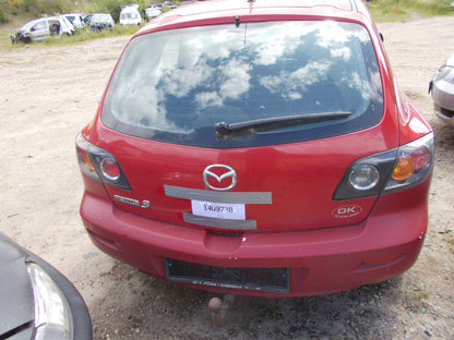 Mazda 3 BK Pluk-Selv-Bil Med OEM Nr. Ophugger Fra Mazda Ophugger