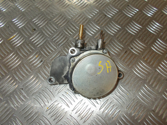 Opel Astra J Vacuumpumpe Med OEM Nr. 8981154390 Fra Opel Ophugger