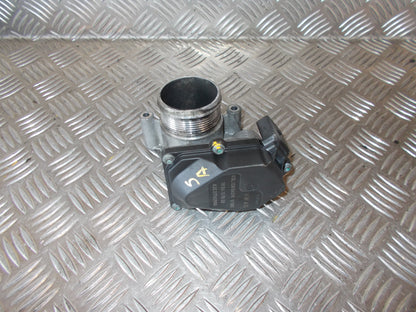 Seat Ibiza 6J Spjældhus Med OEM Nr. 03L128063R Fra Seat Ophugger