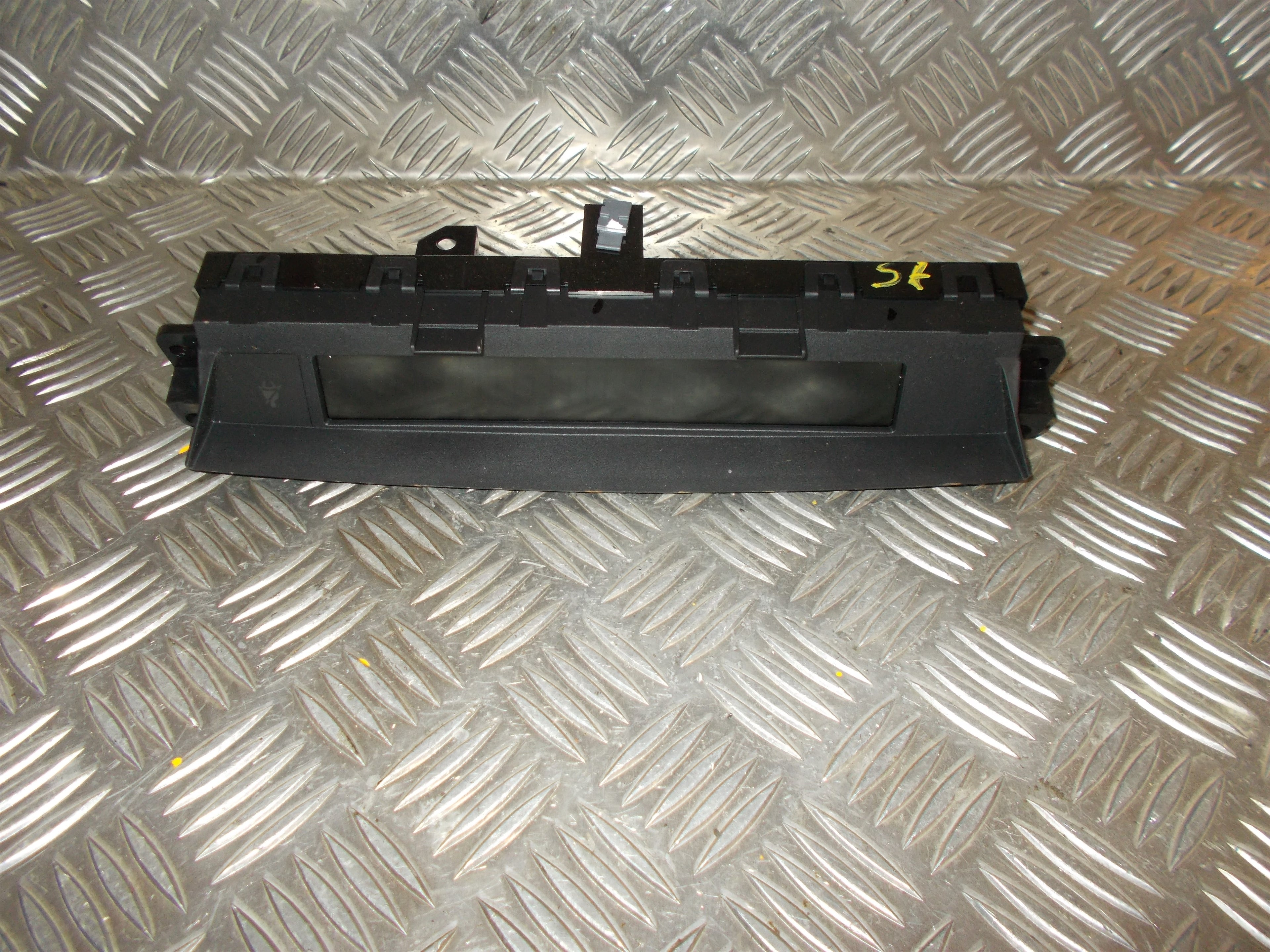 Mazda 6 Gh Radio, Multi Display Med OEM Nr. GAA9611J0 Fra Mazda Ophugger