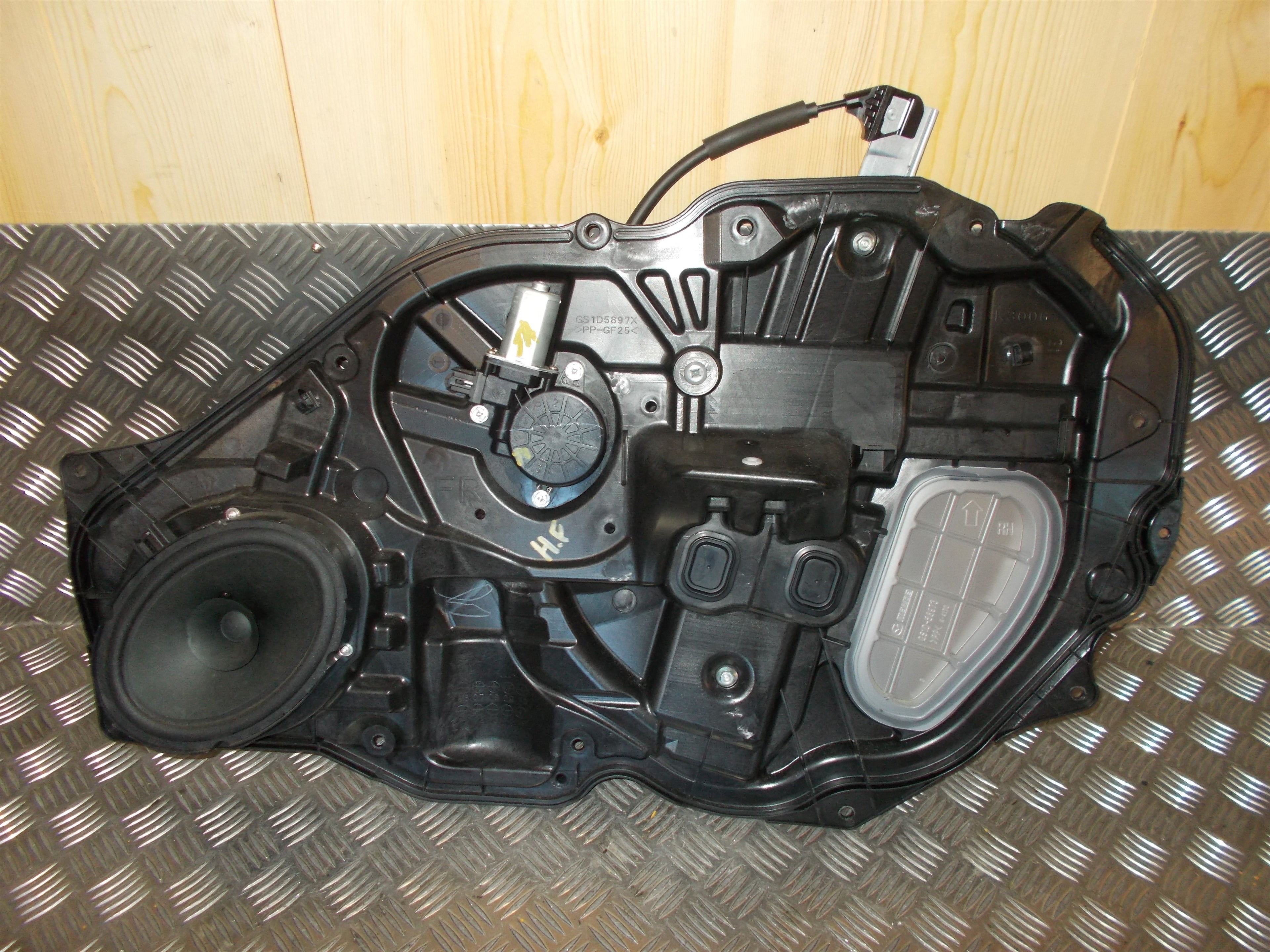 Mazda 6 Gh Rudemotor - Rudehejs Med OEM Nr. GS1D5897X Fra Mazda Ophugger
