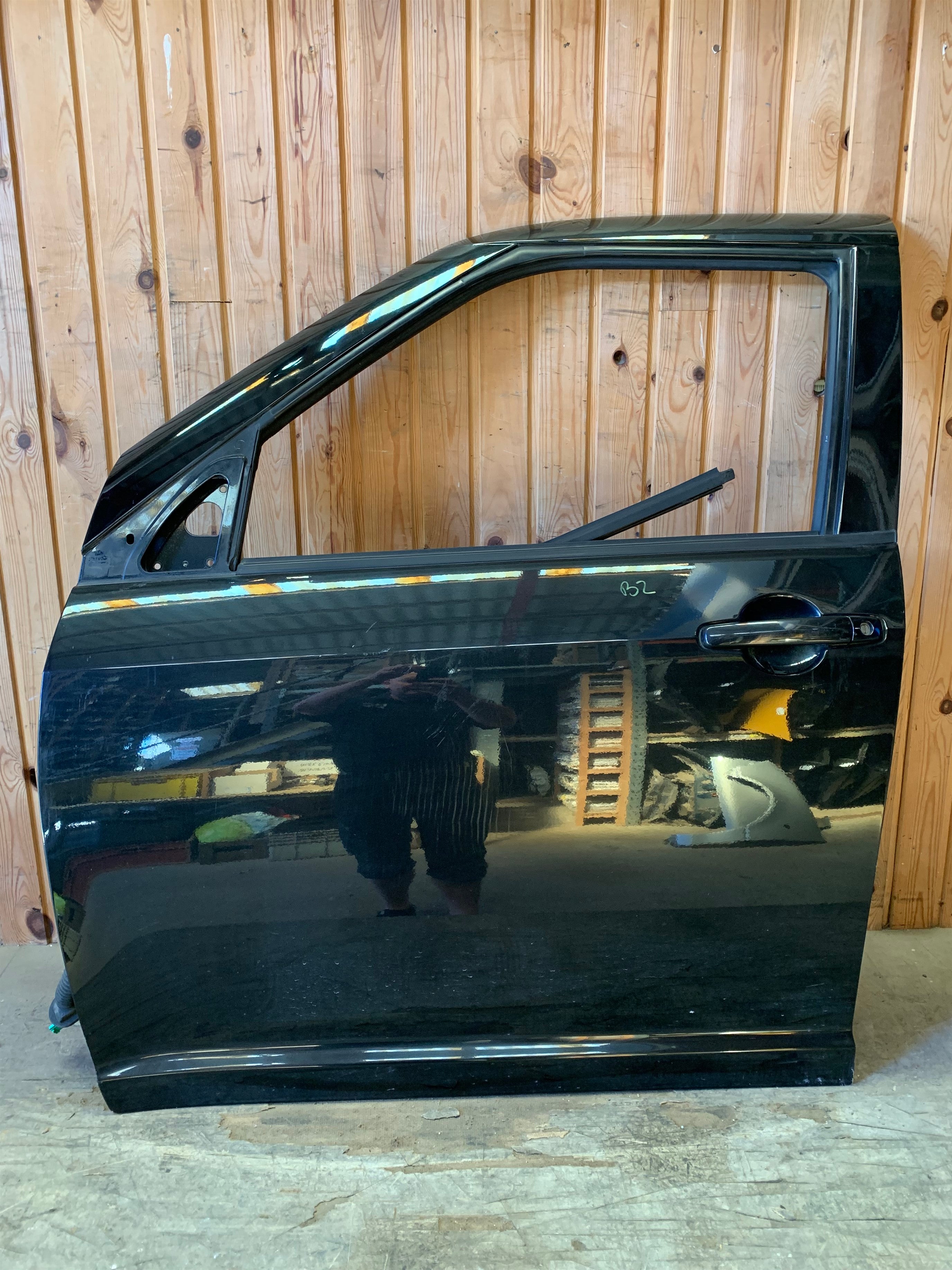 Suzuki Swift Fordør V Med OEM Nr. 6800262J00 Fra Suzuki Ophugger