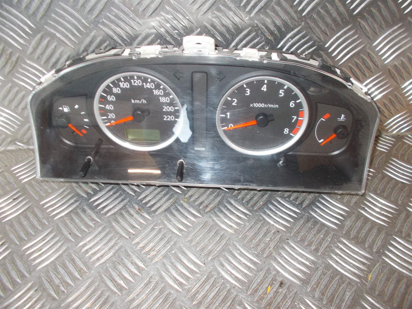 Nissan Almera N16 Speedometer - Instrument Med OEM Nr. Ophugger Fra Nissan Ophugger