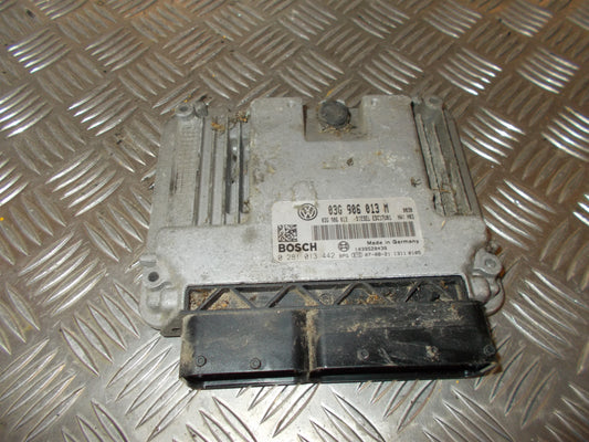 Skoda Fabia Motorstyring - Motorstyreboks - Injection Elboks Med OEM Nr. 03G906013M Fra Skoda Ophugger