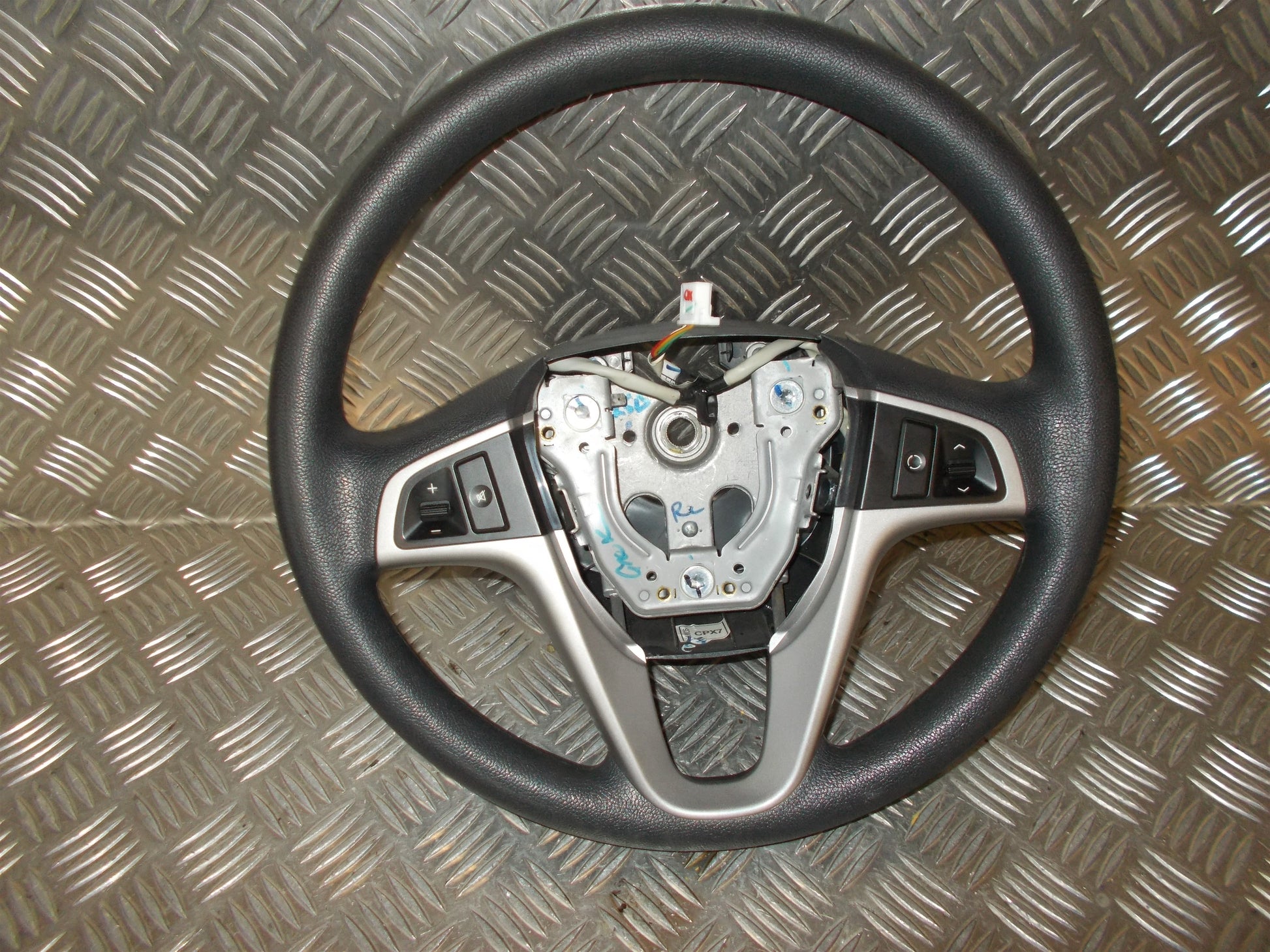 Hyundai I20 NL Rat Med OEM Nr. Ophugger Fra Hyundai Ophugger