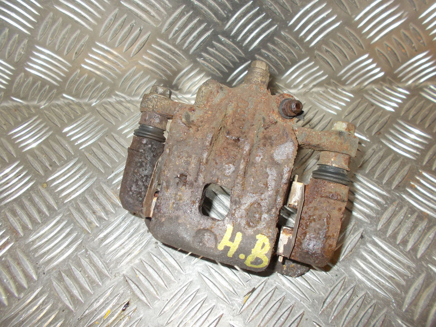 Hyundai I20 NL Bremsekaliber HB Med OEM Nr. 584001J300 Fra Hyundai Ophugger