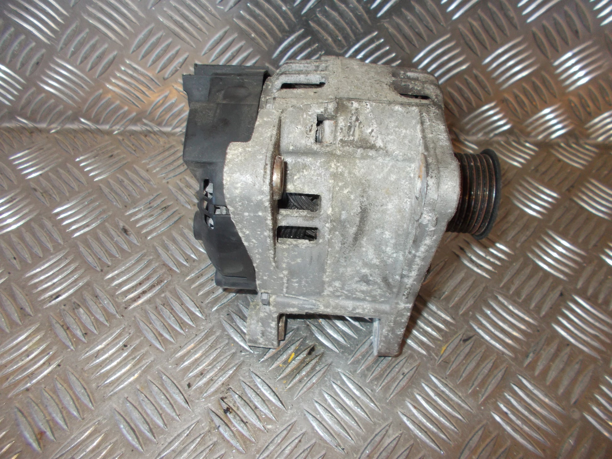 Renault Megane Scenic 2 Generator Med OEM Nr. S543385A Fra Renault Ophugger