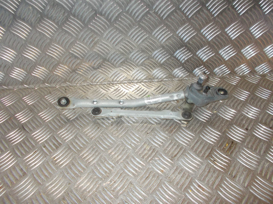 Peugeot 107 Viskertræk Med OEM Nr. 6405T0 Fra Peugeot Ophugger