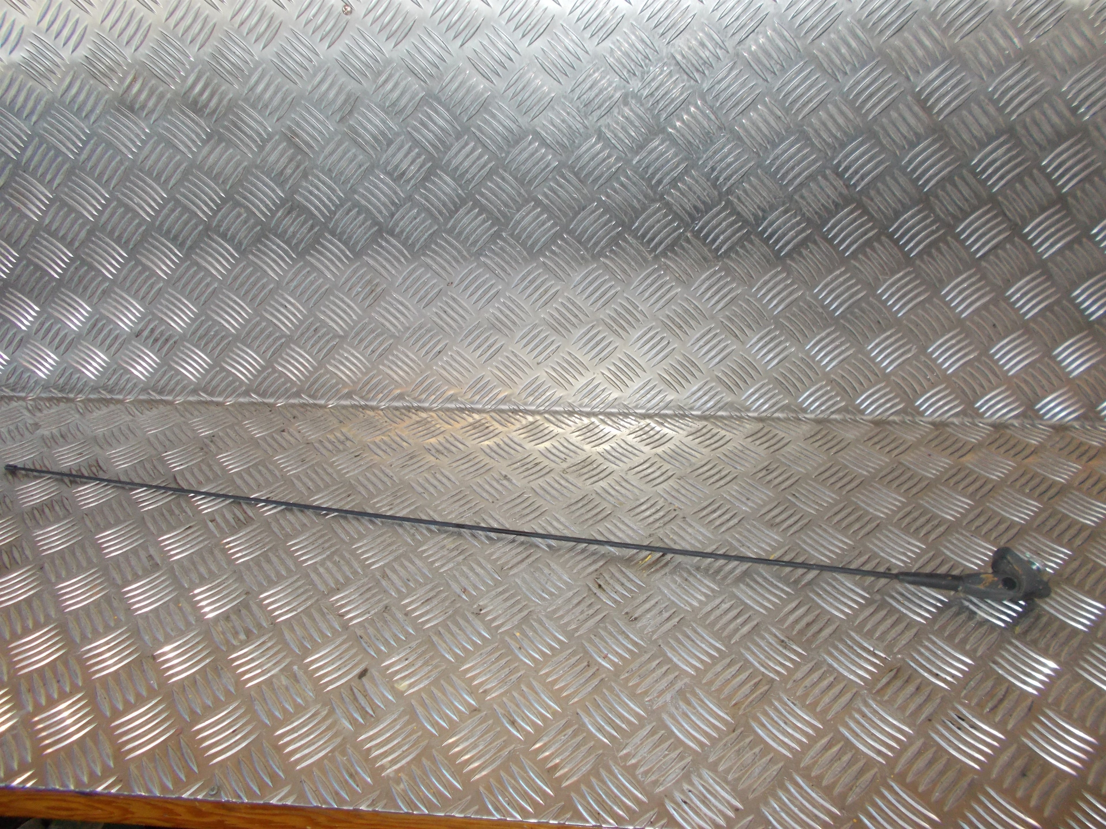 Peugeot 107 Antenne Med OEM Nr. Ophugger Fra Peugeot Ophugger