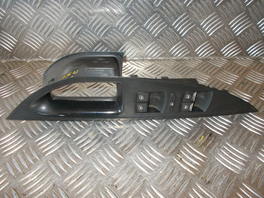 Seat Altea Kontakt Rudehejs Med OEM Nr. 1K4959857 Fra Seat Ophugger