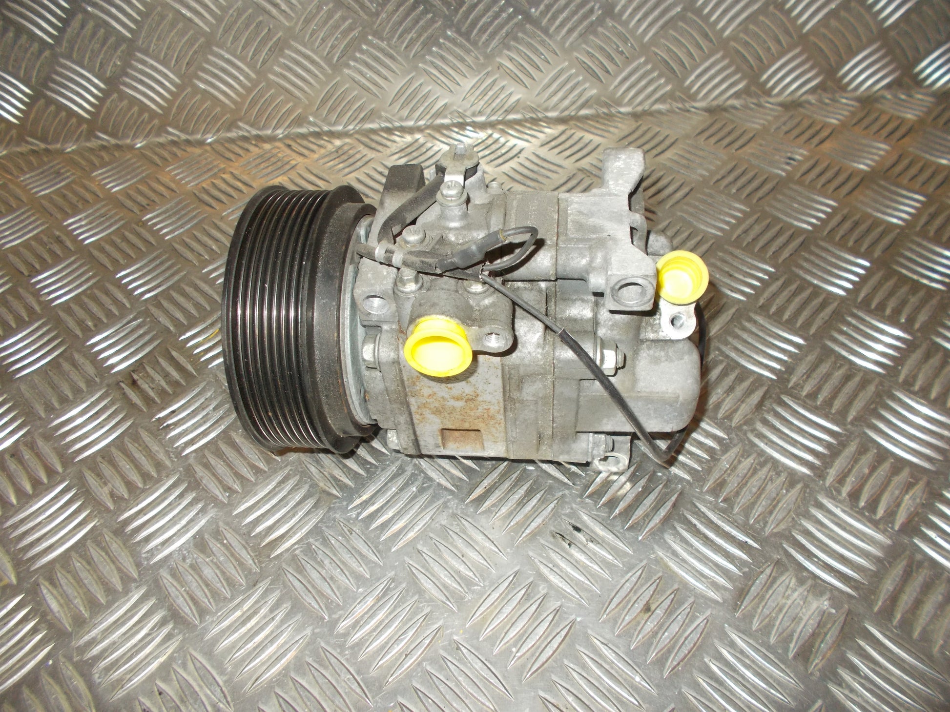 Mazda 6 GH Aircondition Pumpe Med OEM Nr. G1105619 Fra Mazda Ophugger