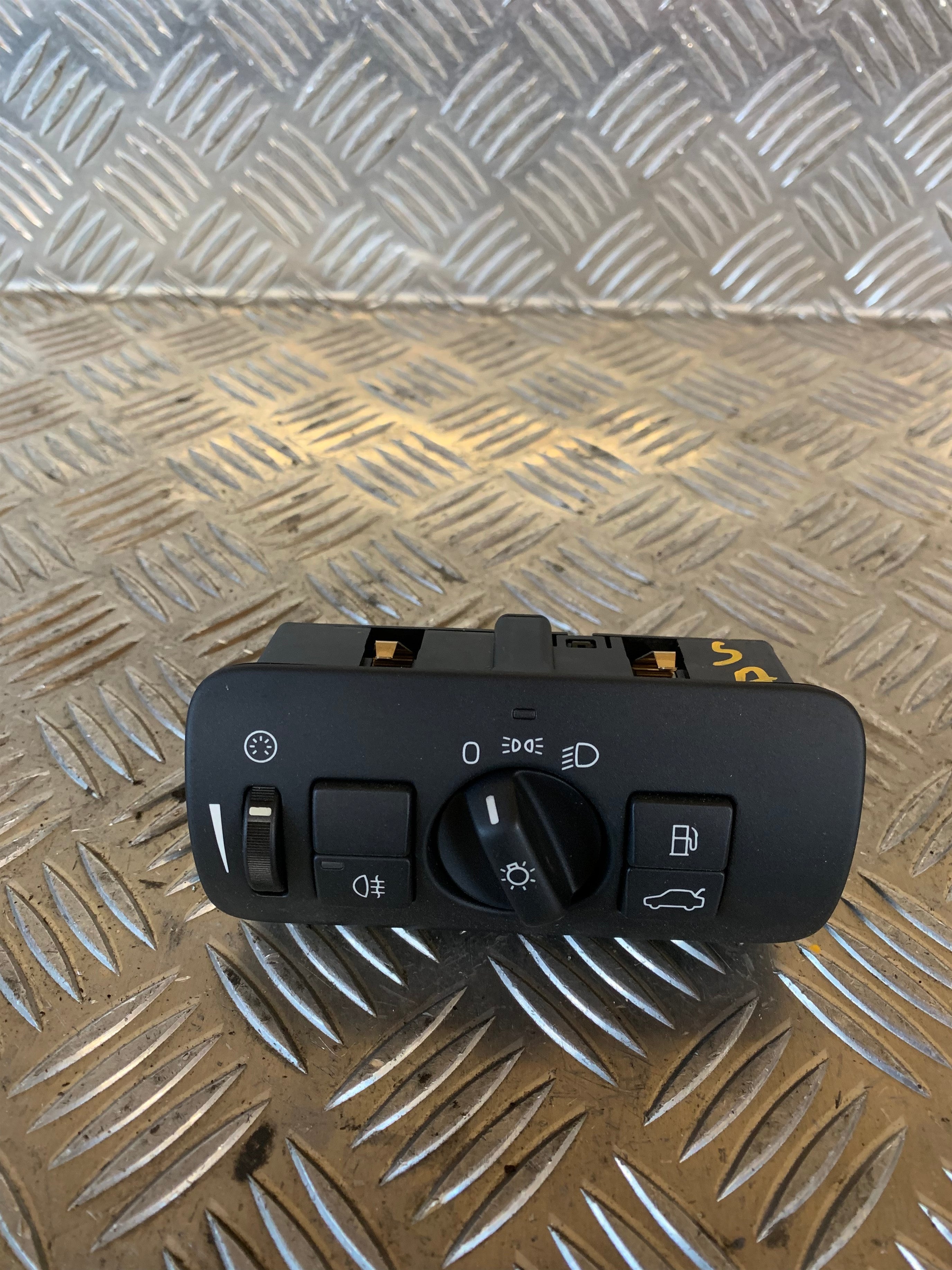 Volvo S60/V60 Kontakt Lys Med OEM Nr. 30739412 Fra Volvo Ophugger
